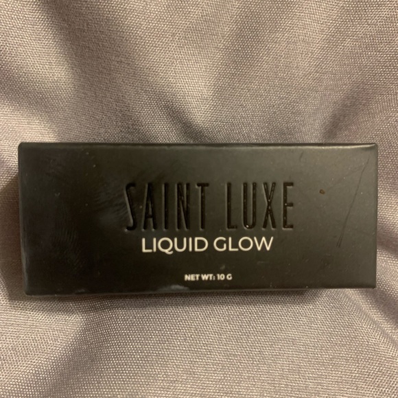 saint luxe Makeup Saint Luxe Liquid Glow In Rose Gold Poshmark